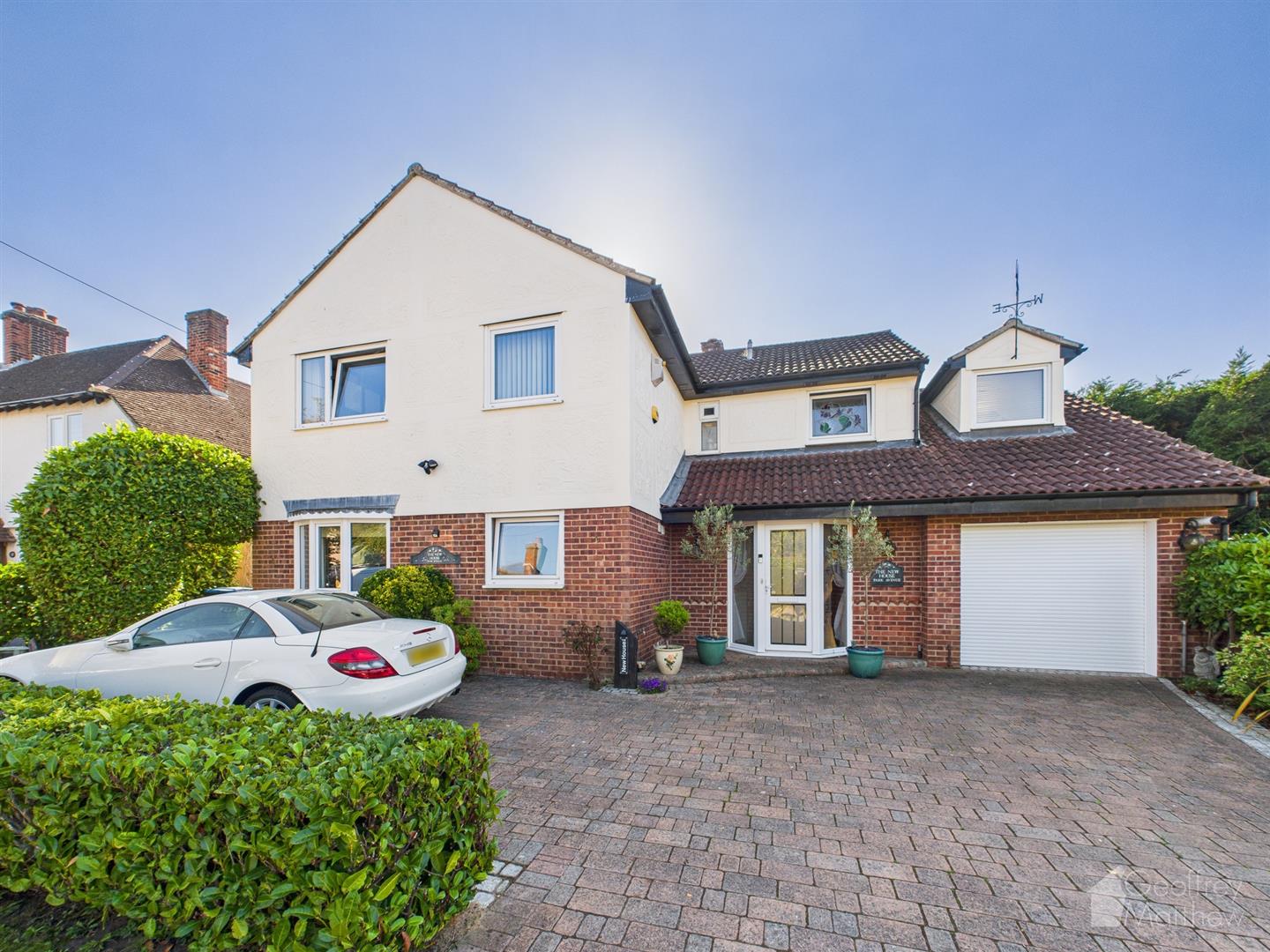 Park Avenue, Harlow
